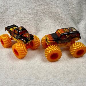 Monster Jam Fire and Ice Combo Son UVA Digger & Whiplash Bundle Lot Of 2